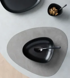 Curve Stoneware diep bord 19x22 cm, Black