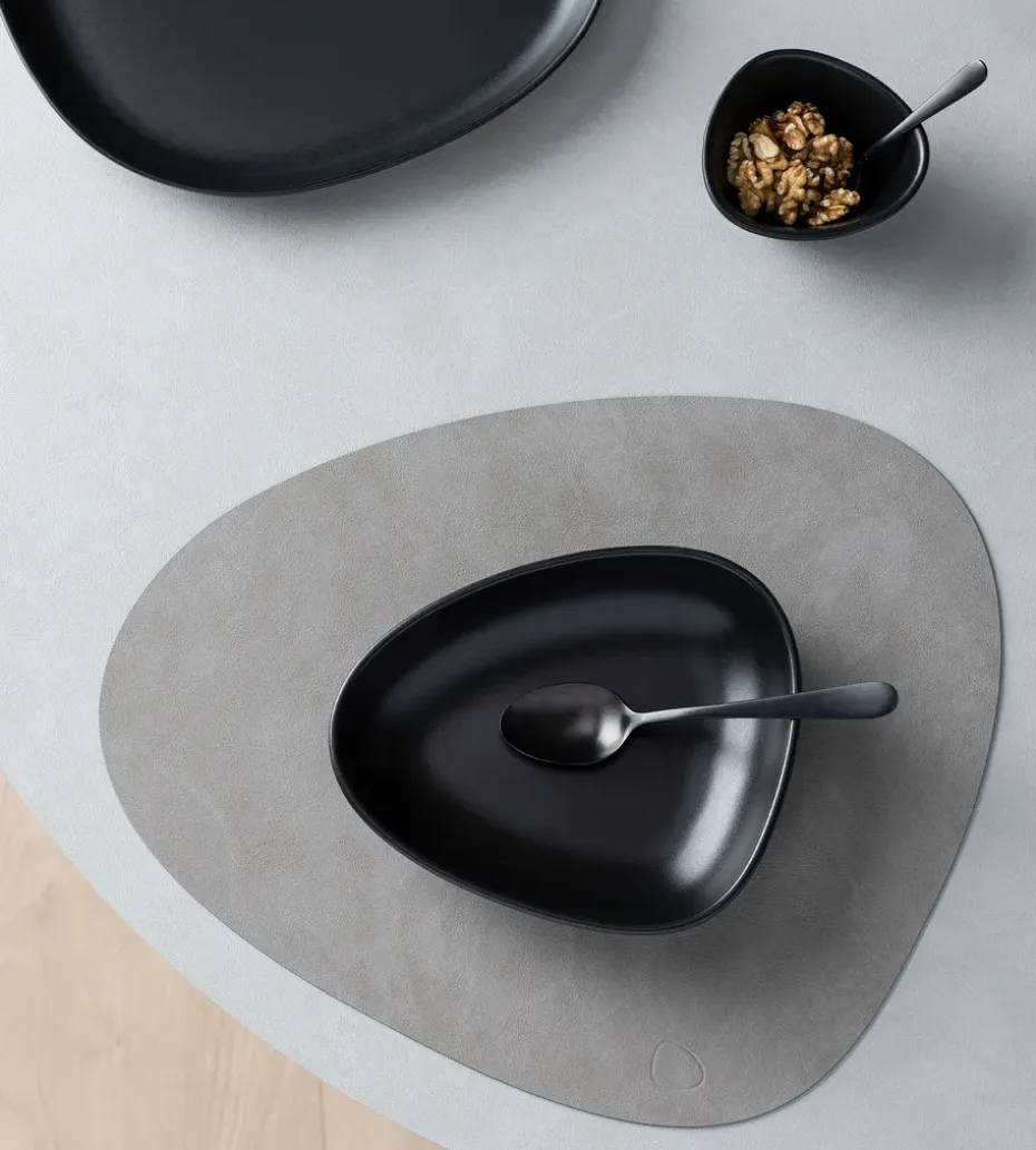 Curve Stoneware diep bord 19x22 cm, Black