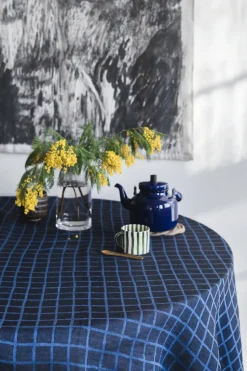 Geruit jacquardgeweven tafelkleed 147x147 cm, Blue-black