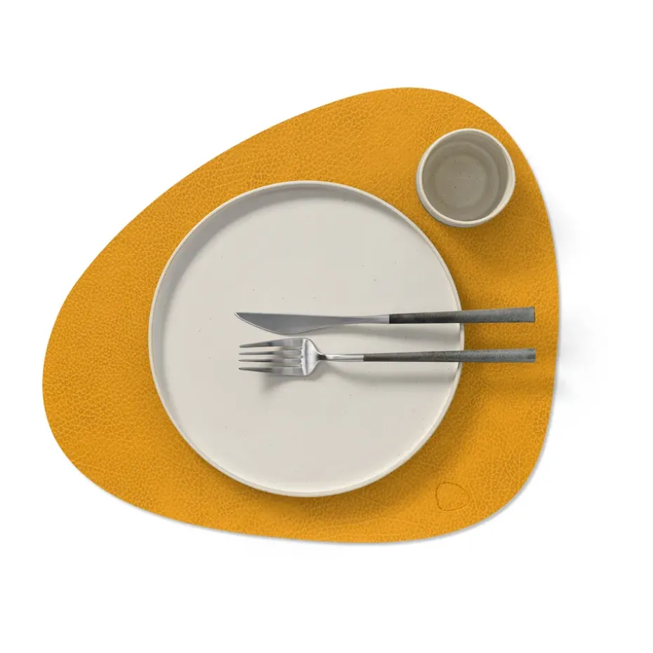 Hippo placemat curve, curry