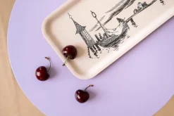 Moomin dienblad 13x27 cm, The pier