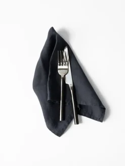 Washed linen servet, Nachtblauw